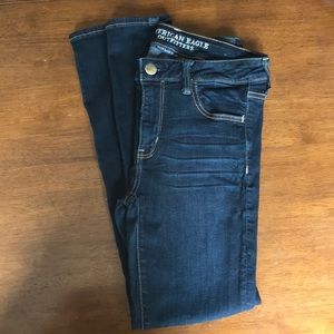 American Eagle dark wash jegging